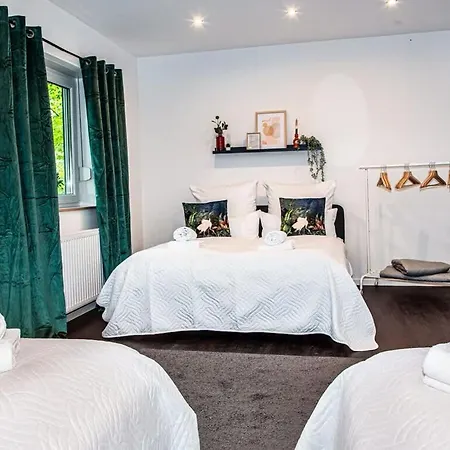 Bendorfer Stadl Mit Whirlpool & Sauna Casa de Férias Bendorf