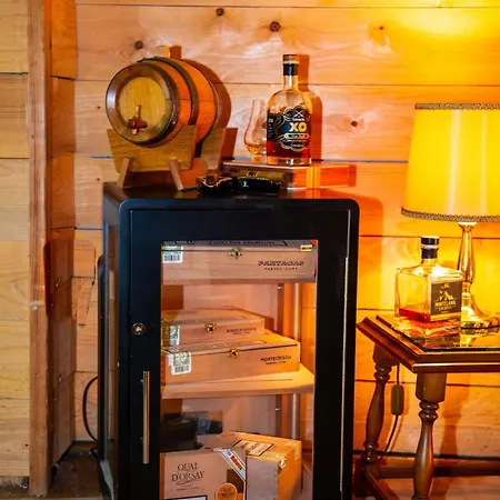 Bendorfer Stadl Mit Whirlpool & Sauna Бендорф