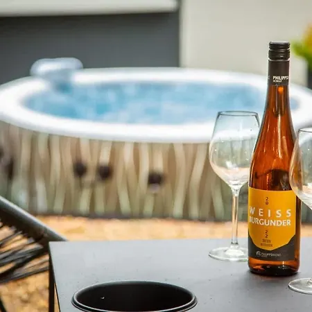 Dom wakacyjny Bendorfer Stadl Mit Whirlpool & Sauna *