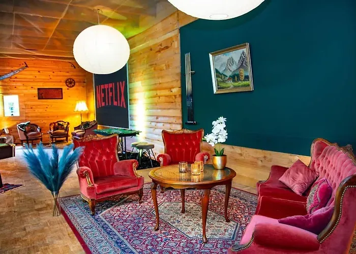 펜션 Bendorfer Stadl Mit Whirlpool & Sauna *